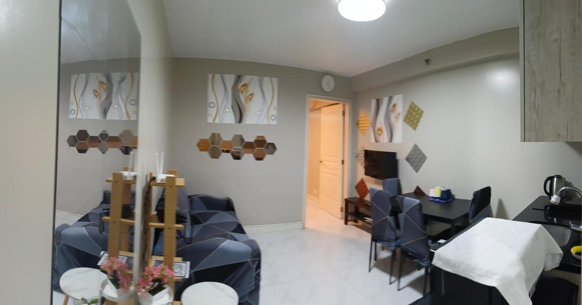 Monarch Parksuites - Balmoral Place Paranaque City Экстерьер фото